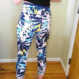 Old Navy Active Elevate High Waisted Legging